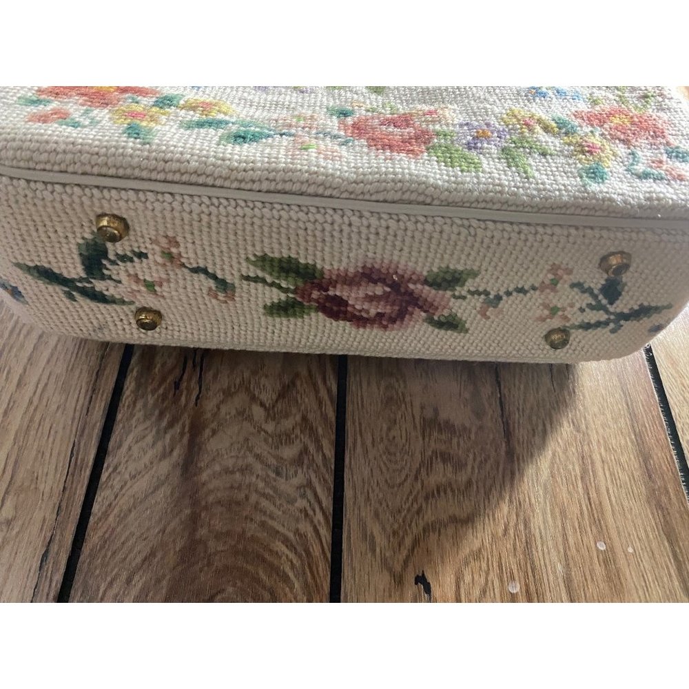 Medium Size Floral Petit Point Women Handbag - Picture 14 of 16